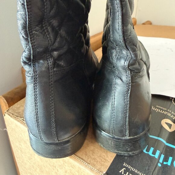 Corso Como 1" Flat tall black leather Quilted boots zipper comfort Size 9 M - Picture 13 of 13